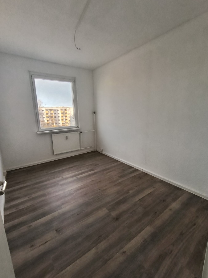 Frisch Renovierte 3-Raum-Wohnung mit Badewanne und Balkon - Foto 4