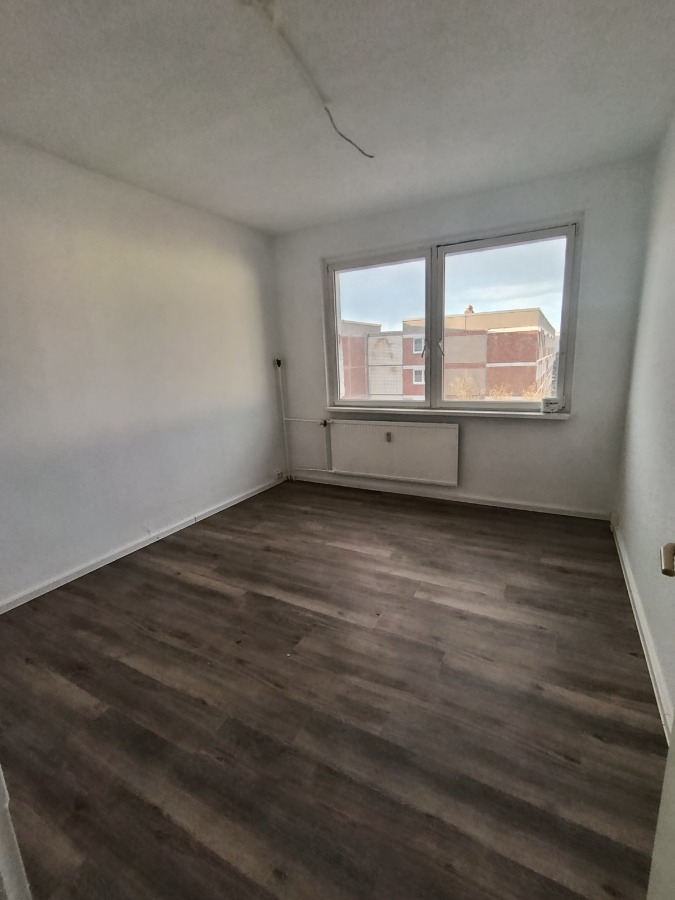 Frisch Renovierte 3-Raum-Wohnung mit Badewanne und Balkon - Foto 2