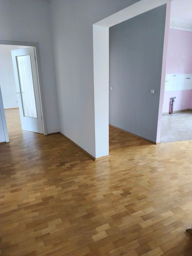 4-Raum Wohnung mit Balkon und großer Küche in der Altstadt im Herzen von Halle - Photo 4