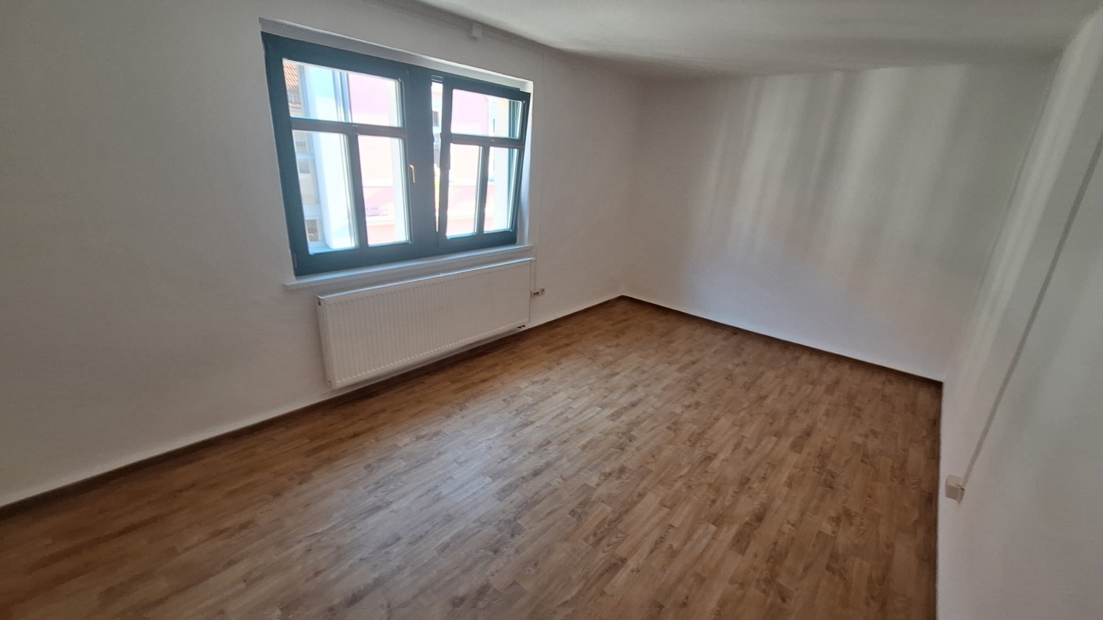 Gut gelegene 2-Zimmer-Wohnung in Radeburg zu vermieten - Photo 2