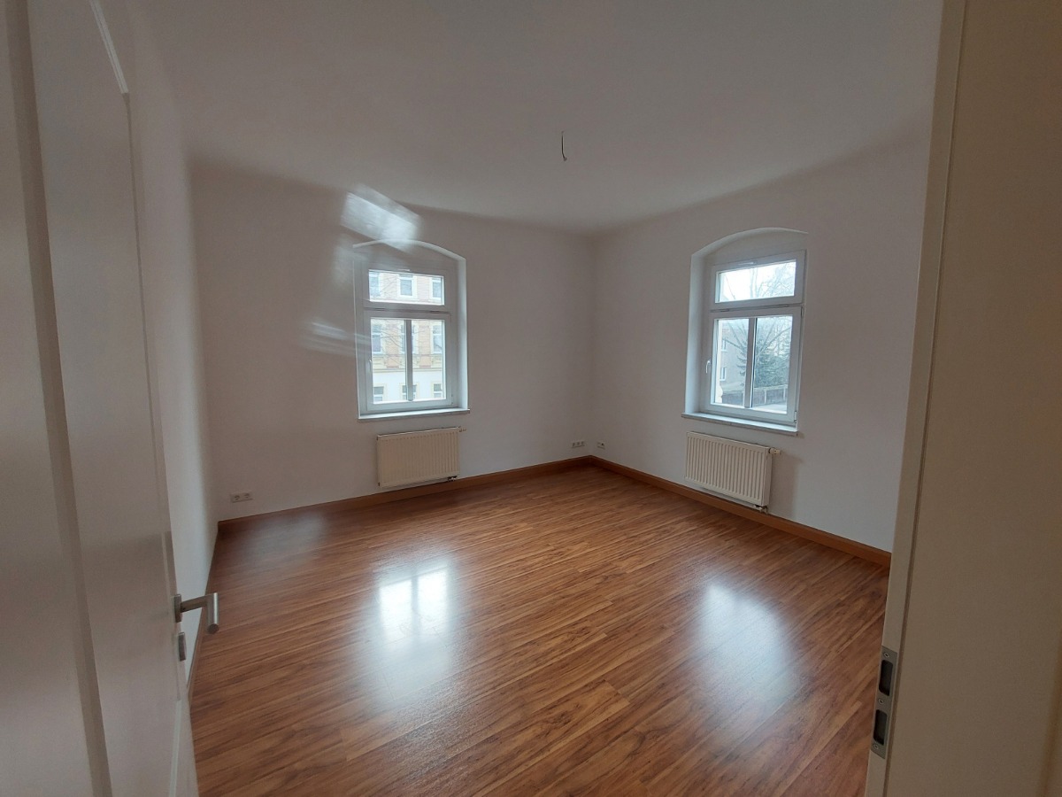 Helle 2-Raum Wohnung, mit Keller - Foto 2